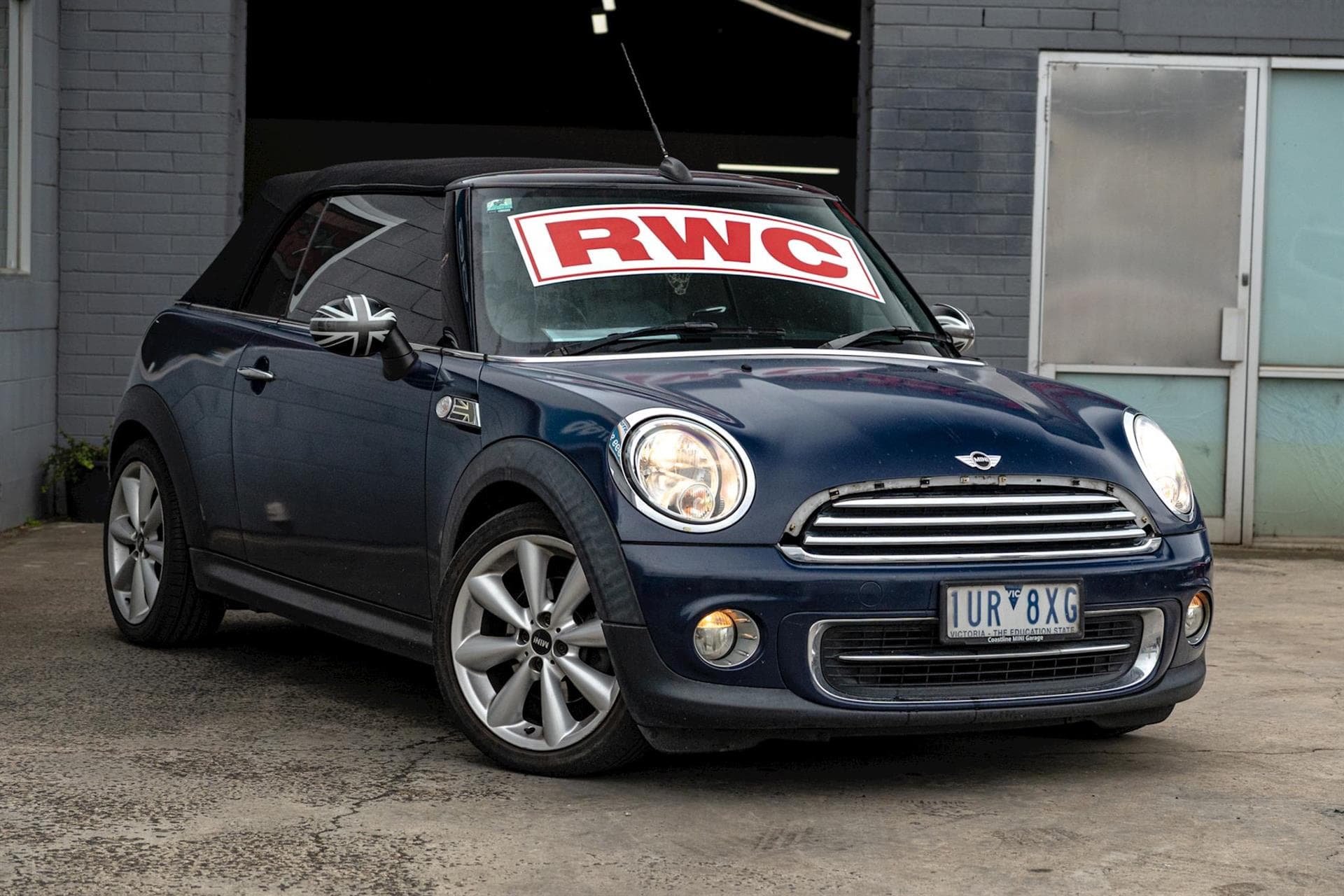 2013 MINI CABRIO
